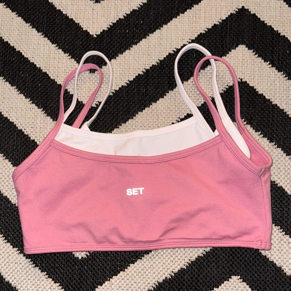 SET Active WORN ONCE Formcloud Pink White Sports Bra M